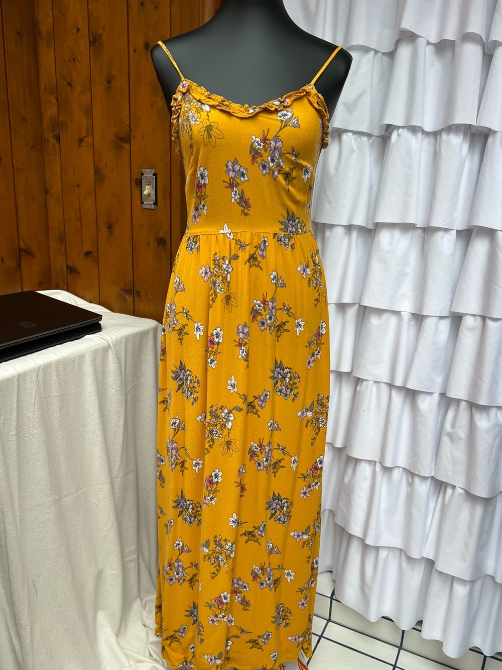 Xhilaration Yellow Floral Spaghetti-Strap Maxi Dress size XS